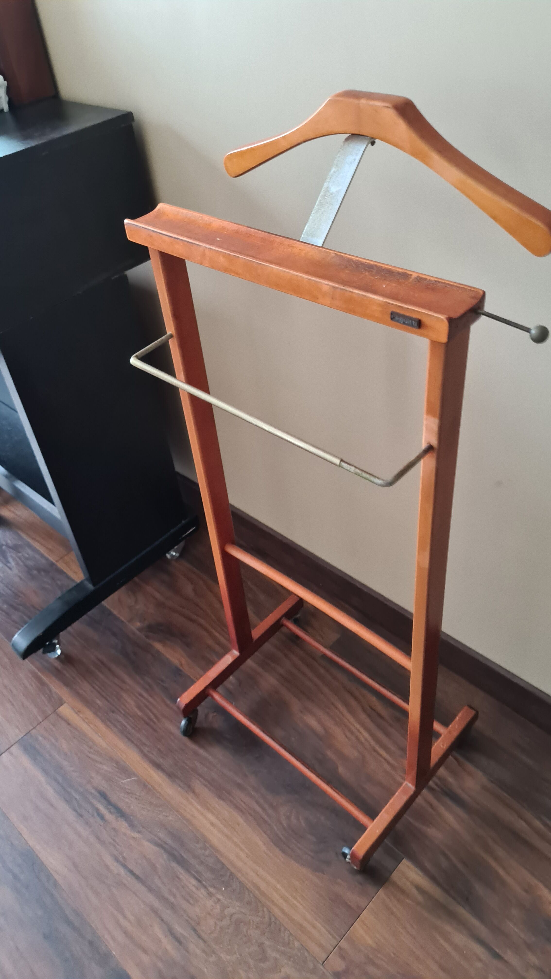 Beech valet by Fratelli Reguitti