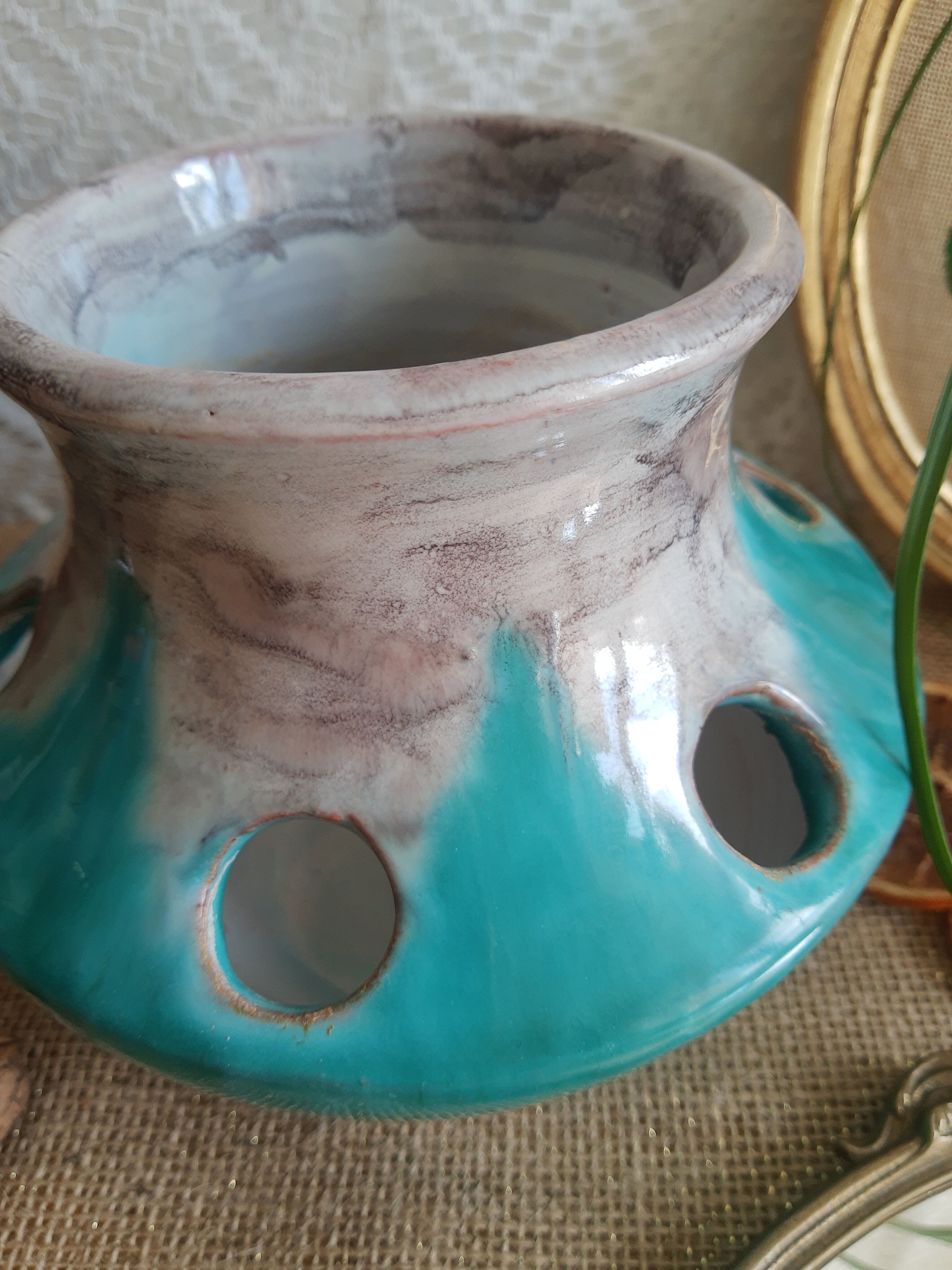 Vase pique vintage flowers