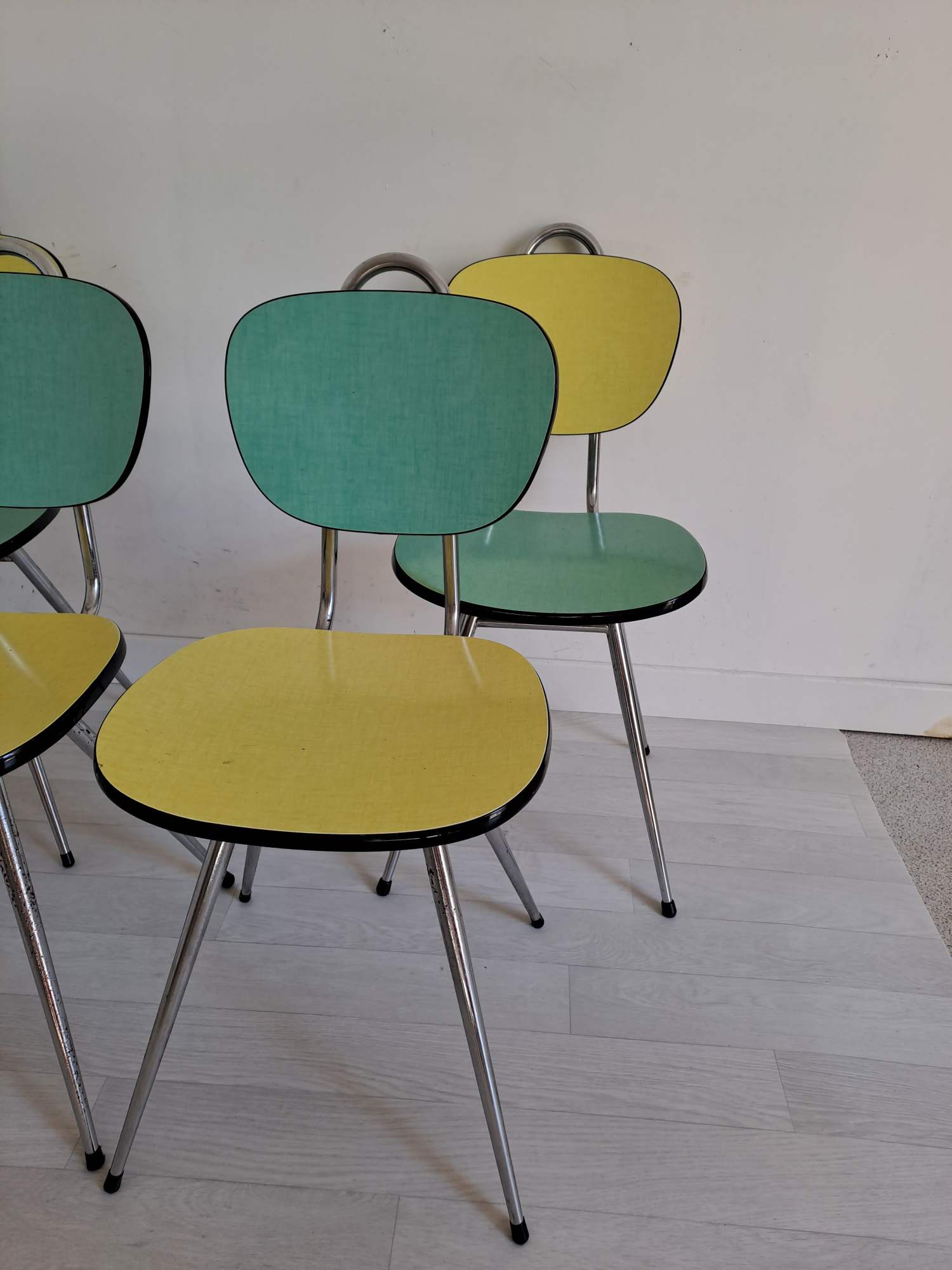 4 formica chairs