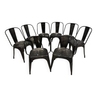 Lot of 6 chairs and two black Tolix armchairs in excellent condition.