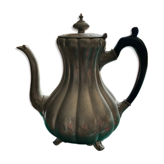 Tin teapot