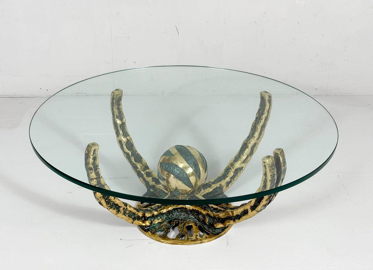 Henri Fernandez. Coffee table by Henri Fernandez, model: 'Octo', France, 1970s.