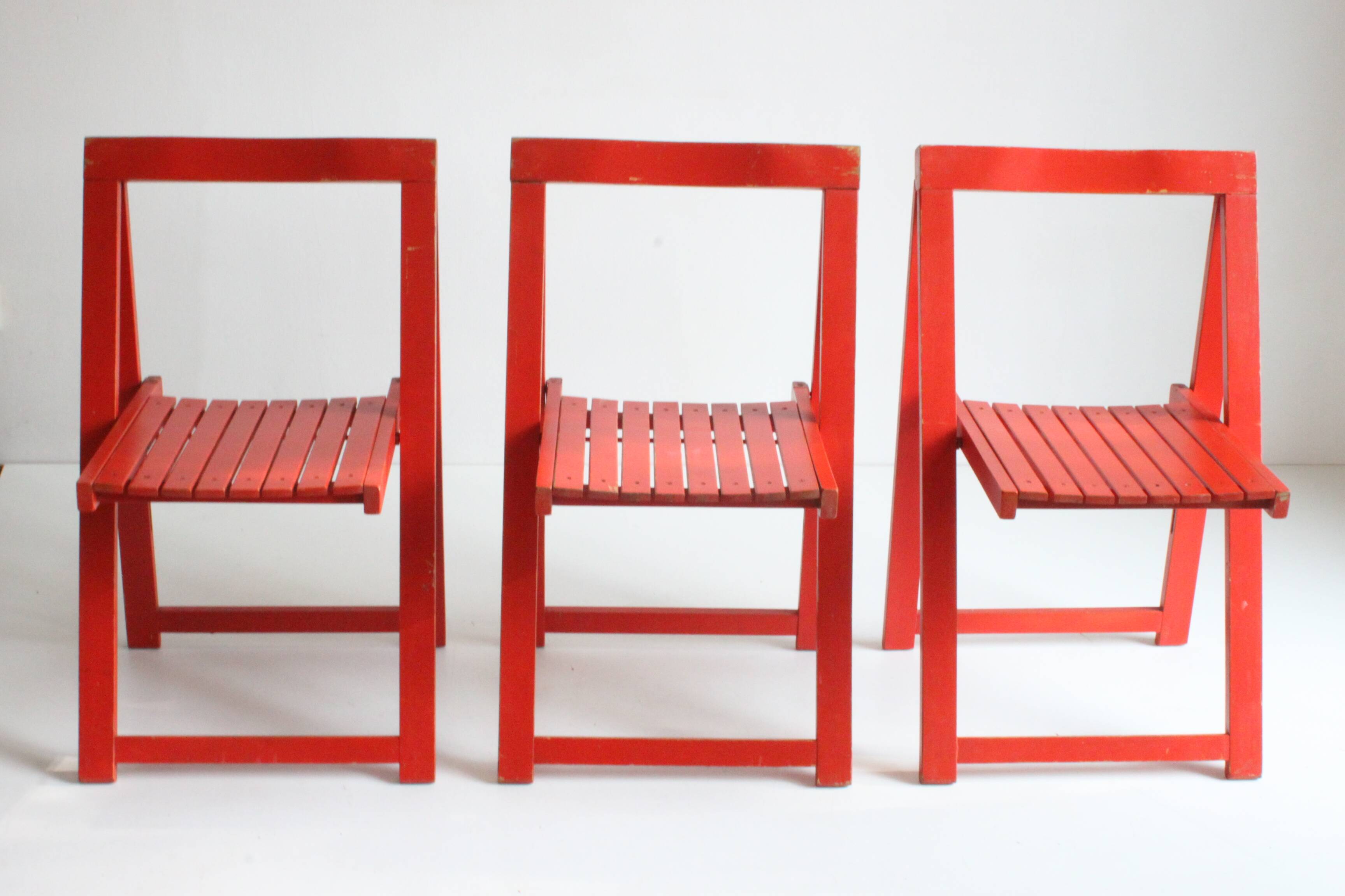 Vintage wooden folding chairs 1960s