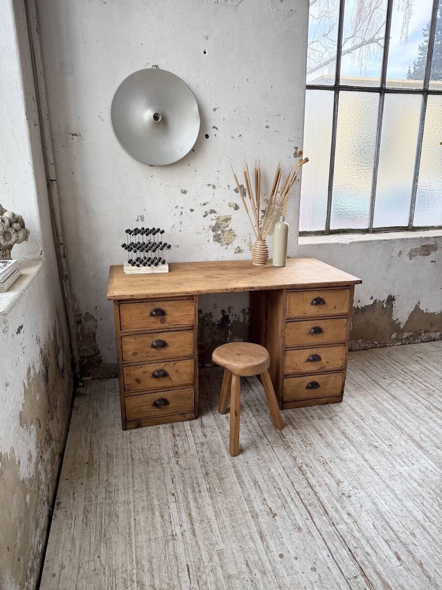 Bureau pin meuble atelier 1950