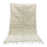 Handcrafted Moroccan rug decorated 250cm x 150cm