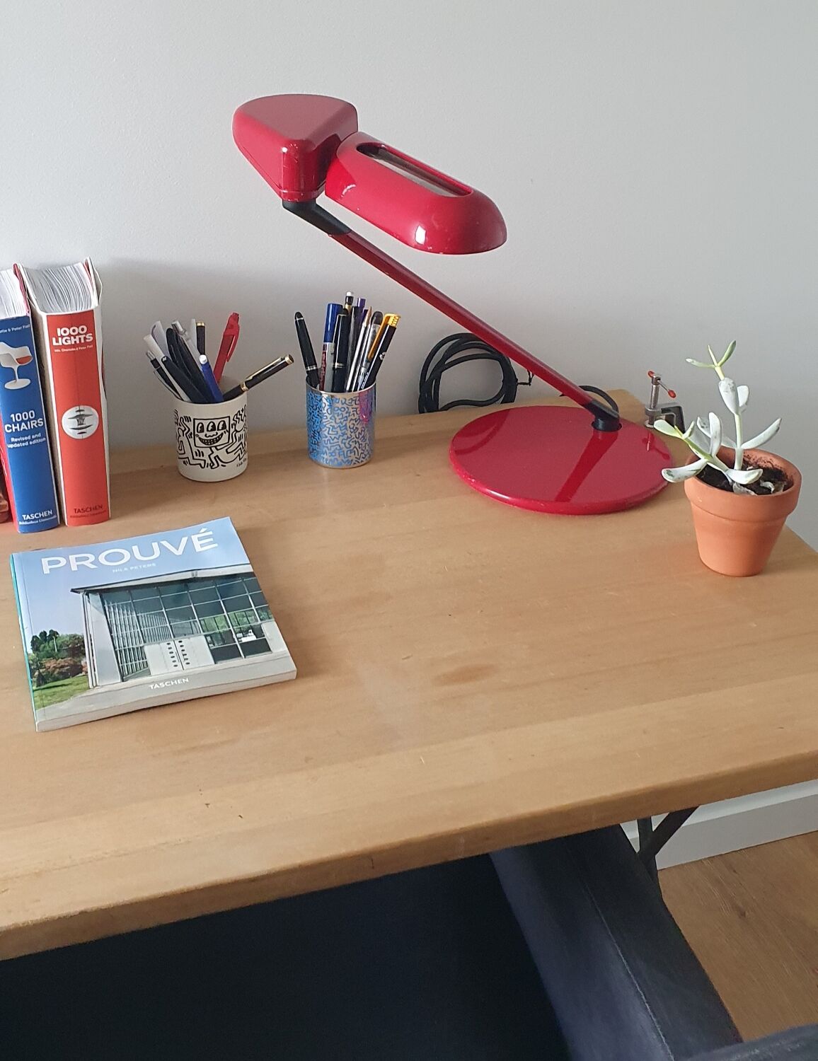 Pair of Keith Haring pots in opaline.