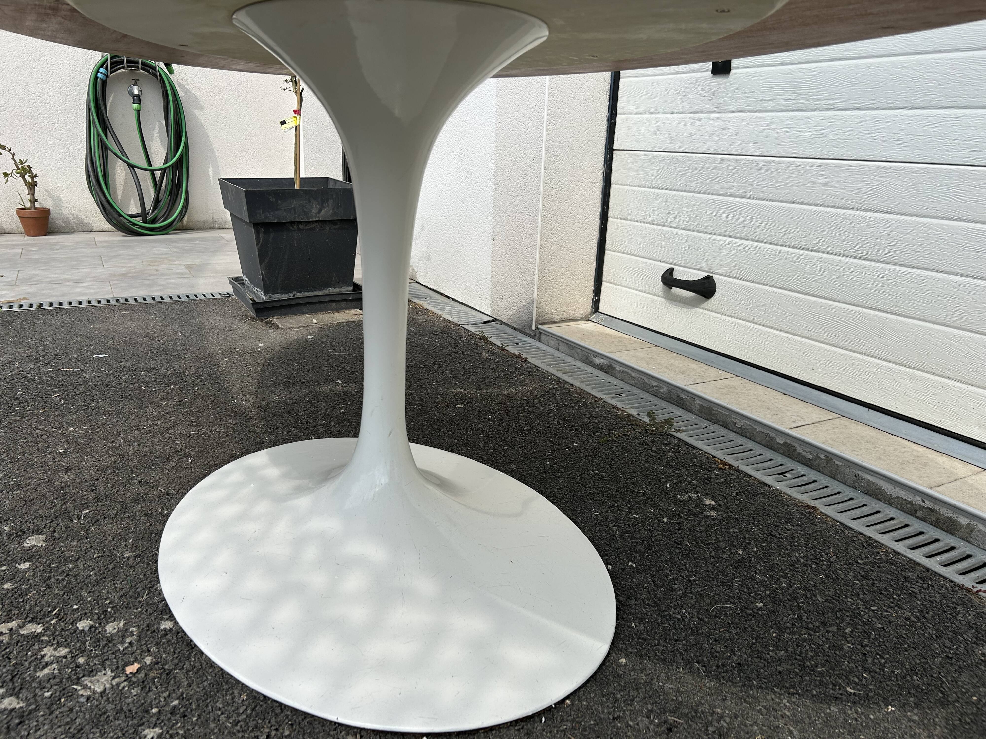 Knoll oval tulip table original 1970 white laminate with wooden underside 120x198.