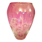 Engraved glass vase with floral pattern