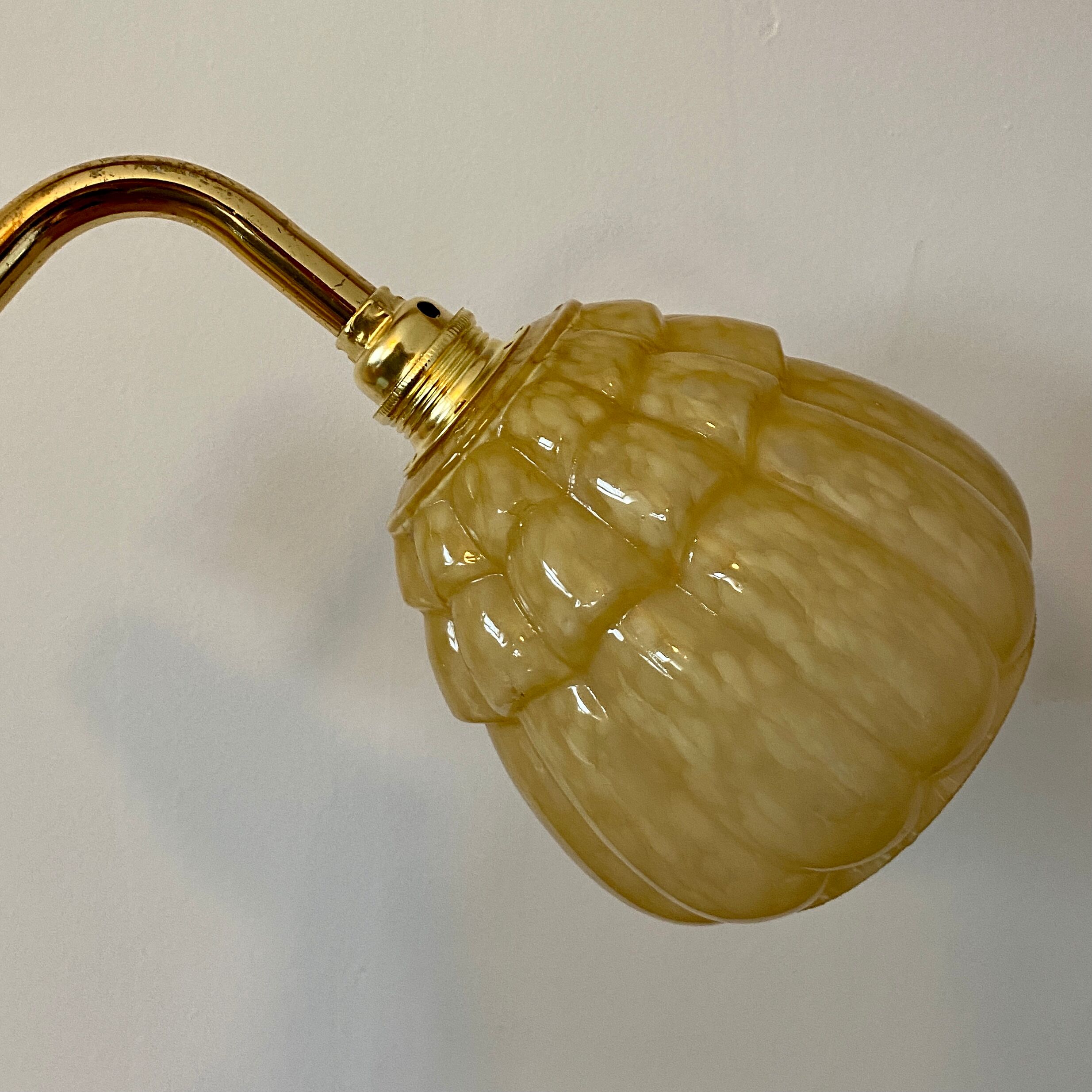 Vintage tulip wall lamp in yellow Clichy glass