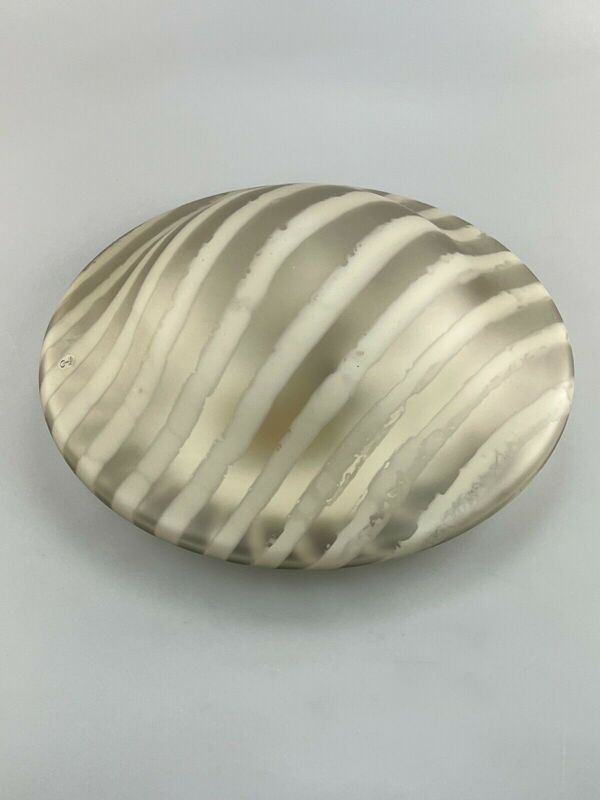 Plafonnier en verre espace design 70s