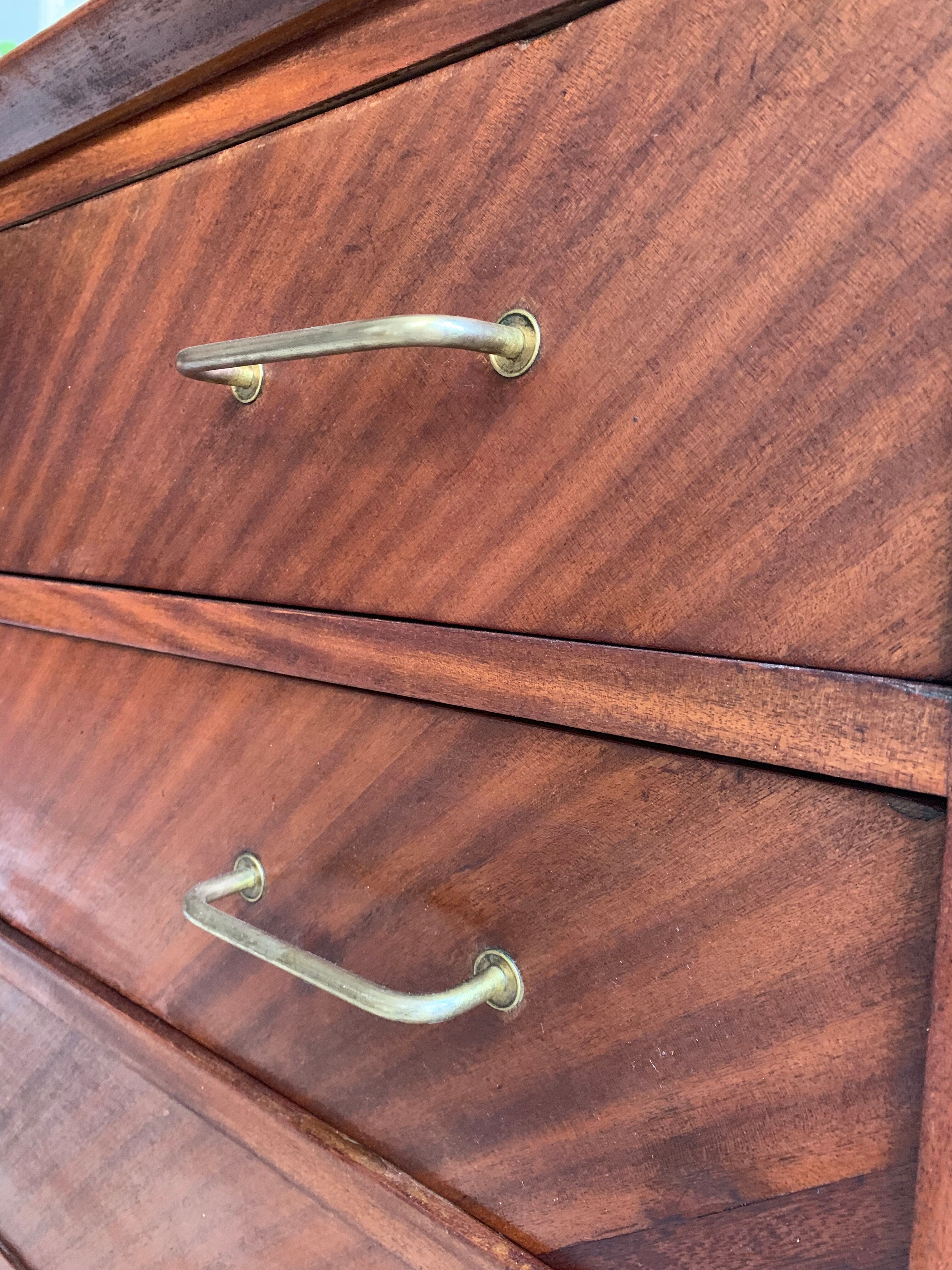 Commode vintage