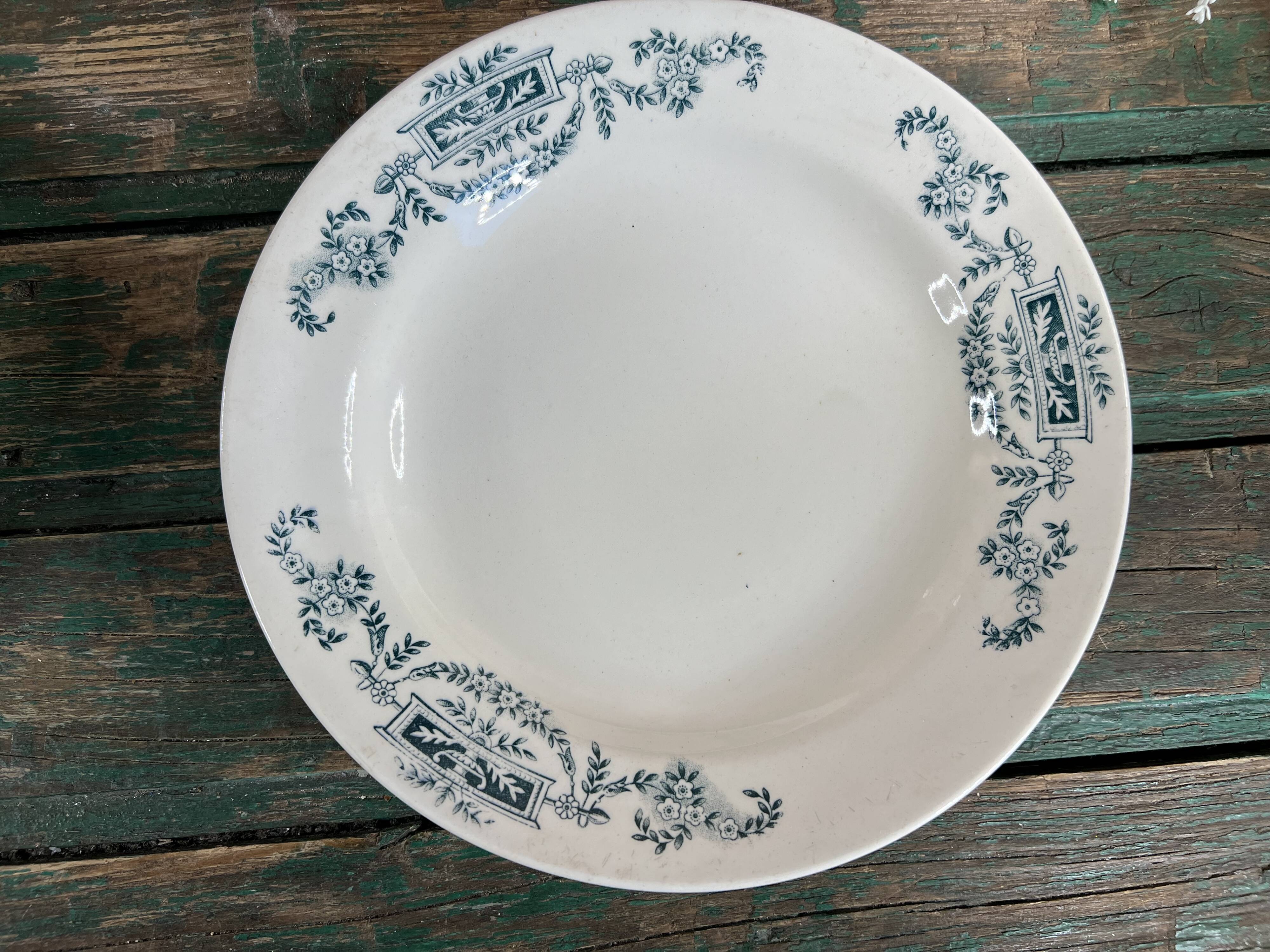 4 Longchamps iron earth soup plates