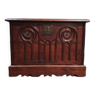 Gothic style bar chest in solid oak