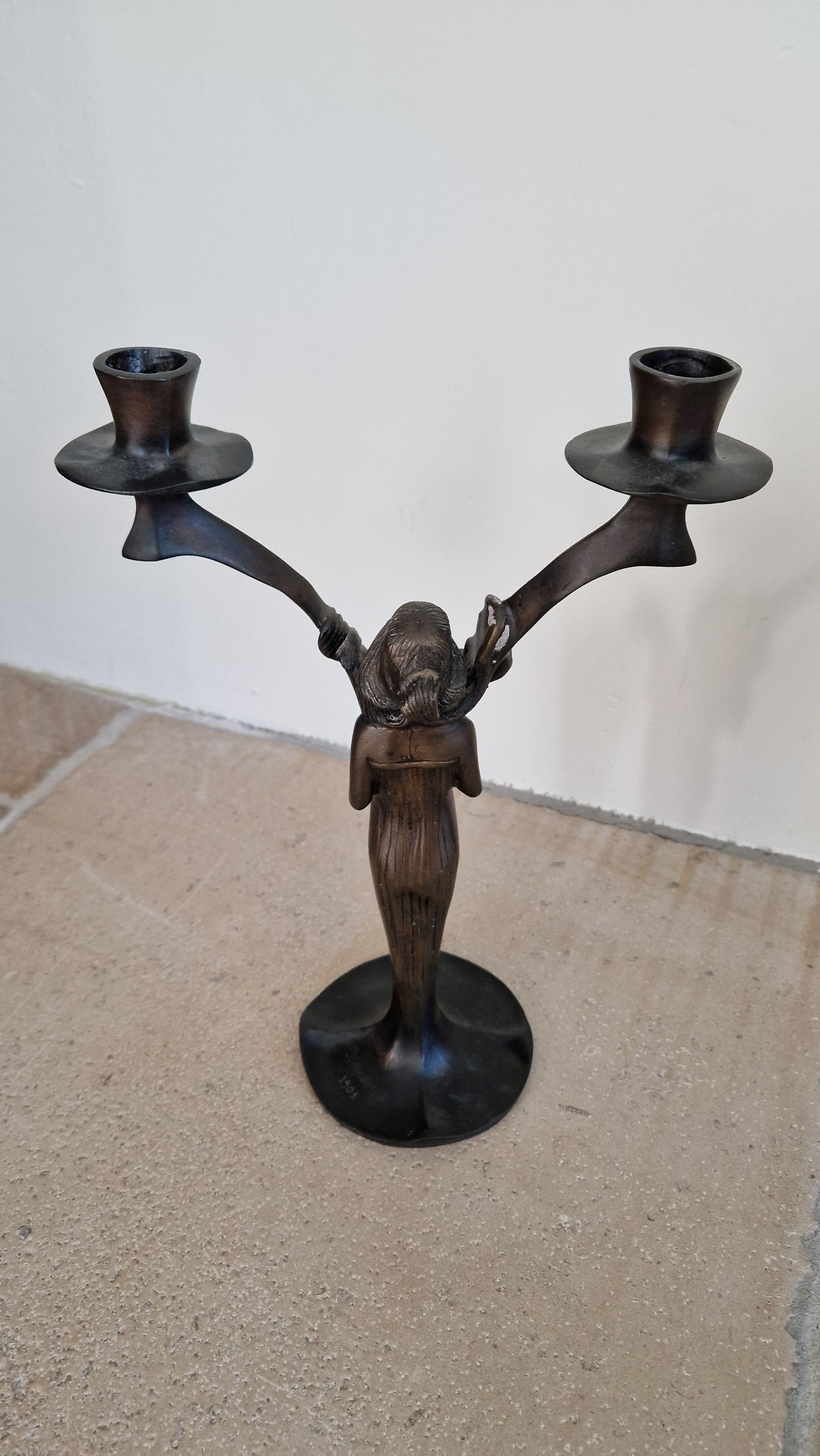 bronze candle holder - art nouveau - signed Jules Moigniez 1902