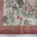 Coral red farmhouse floral rug 206x112cm