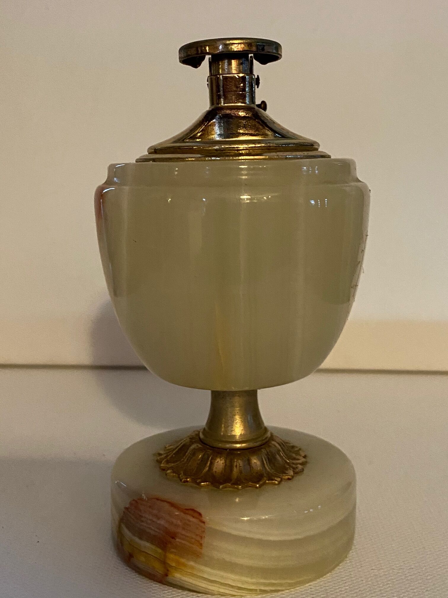 Table lighter in Onyx vintage 1960