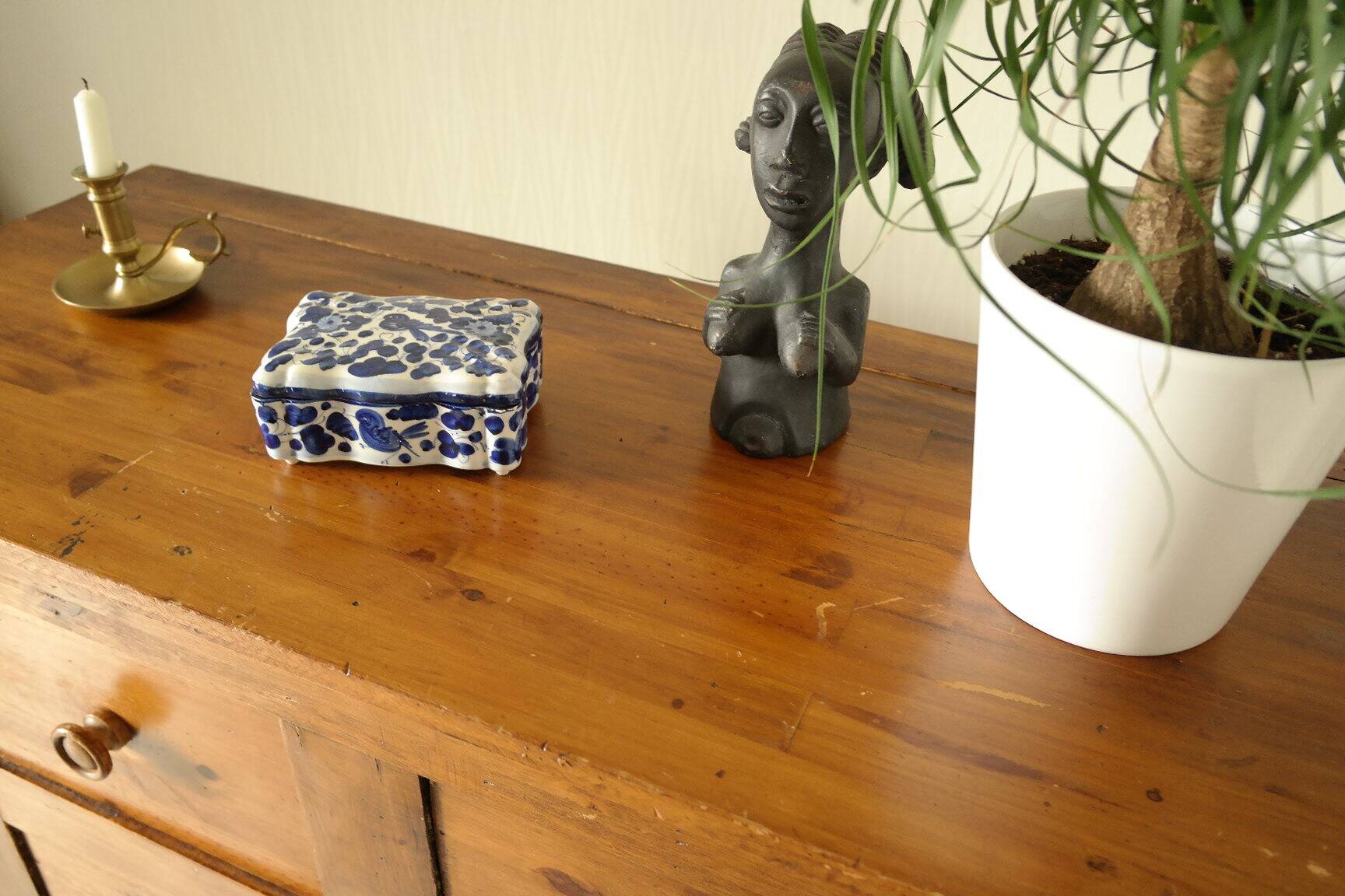 Rustic pine chest of drawers
