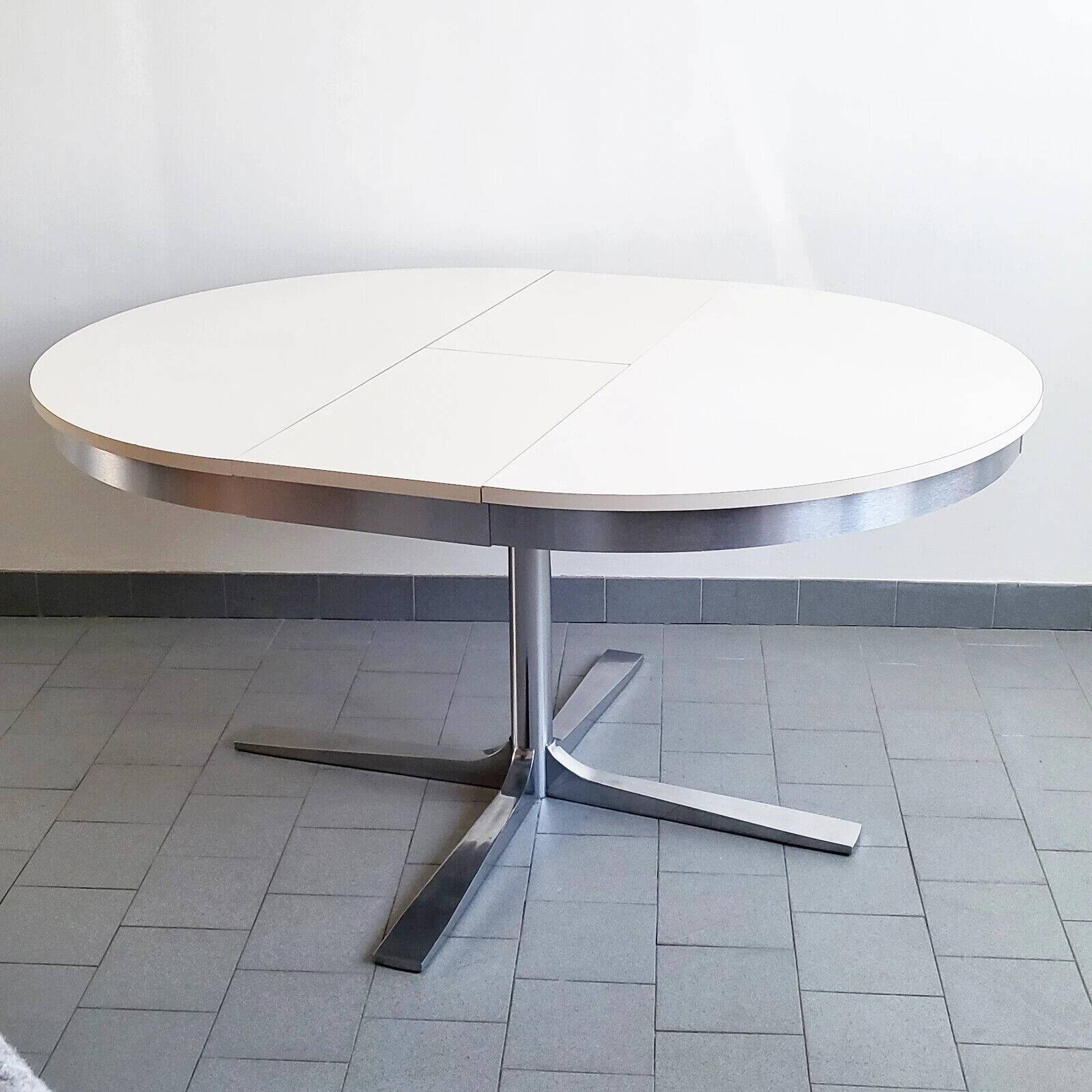 Vintage 1970 extendable dining table