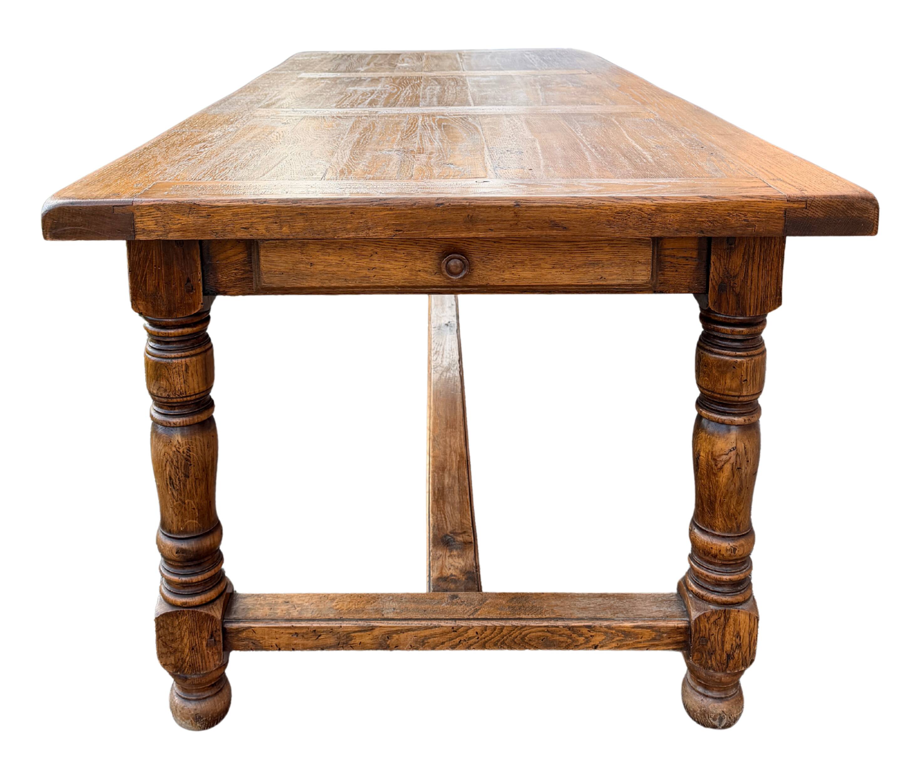 Grande table de ferme en bois massif