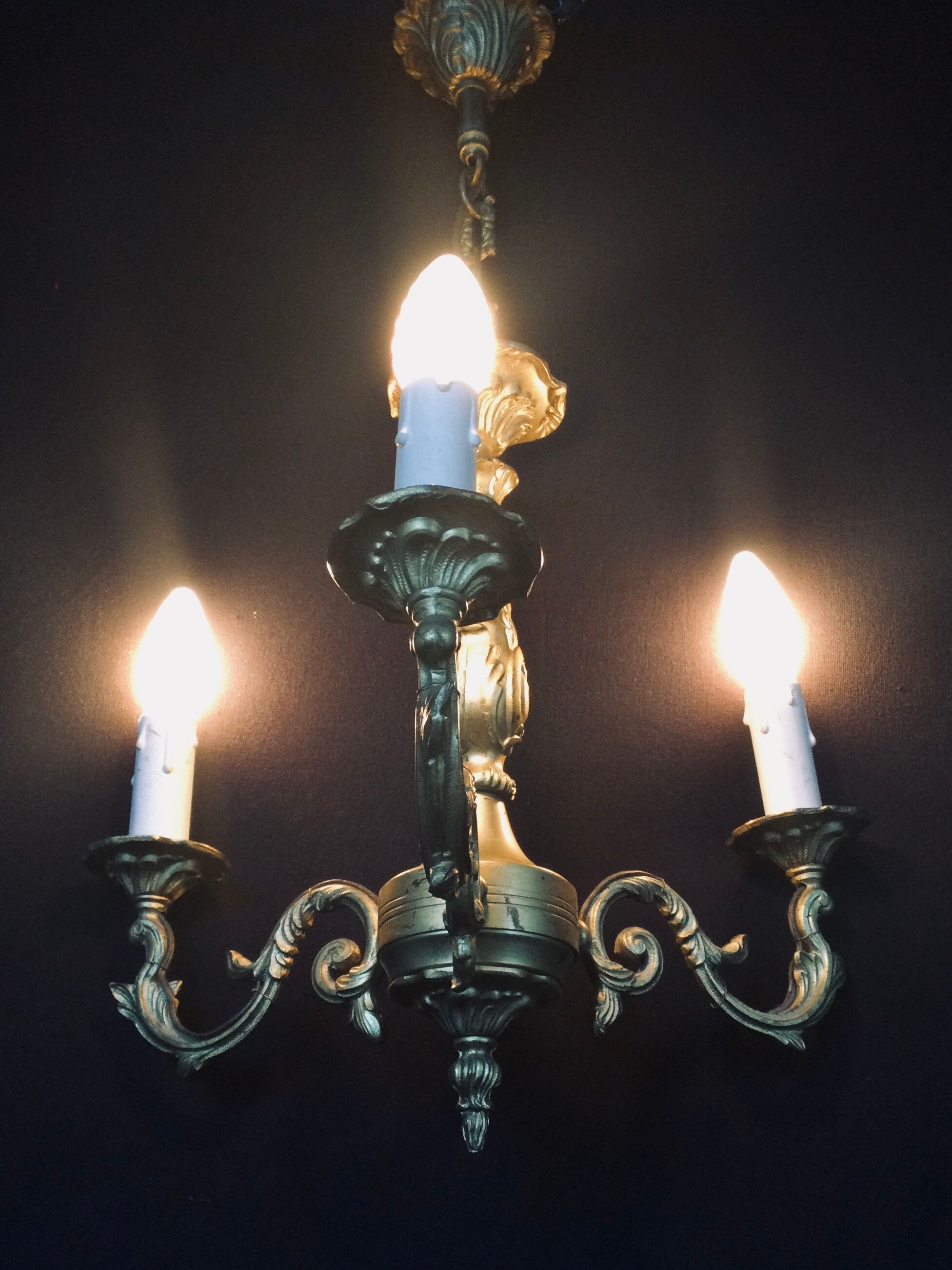 Bronze chandelier 3 lights