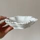 Coupelle porcelaine blanche forme feuille