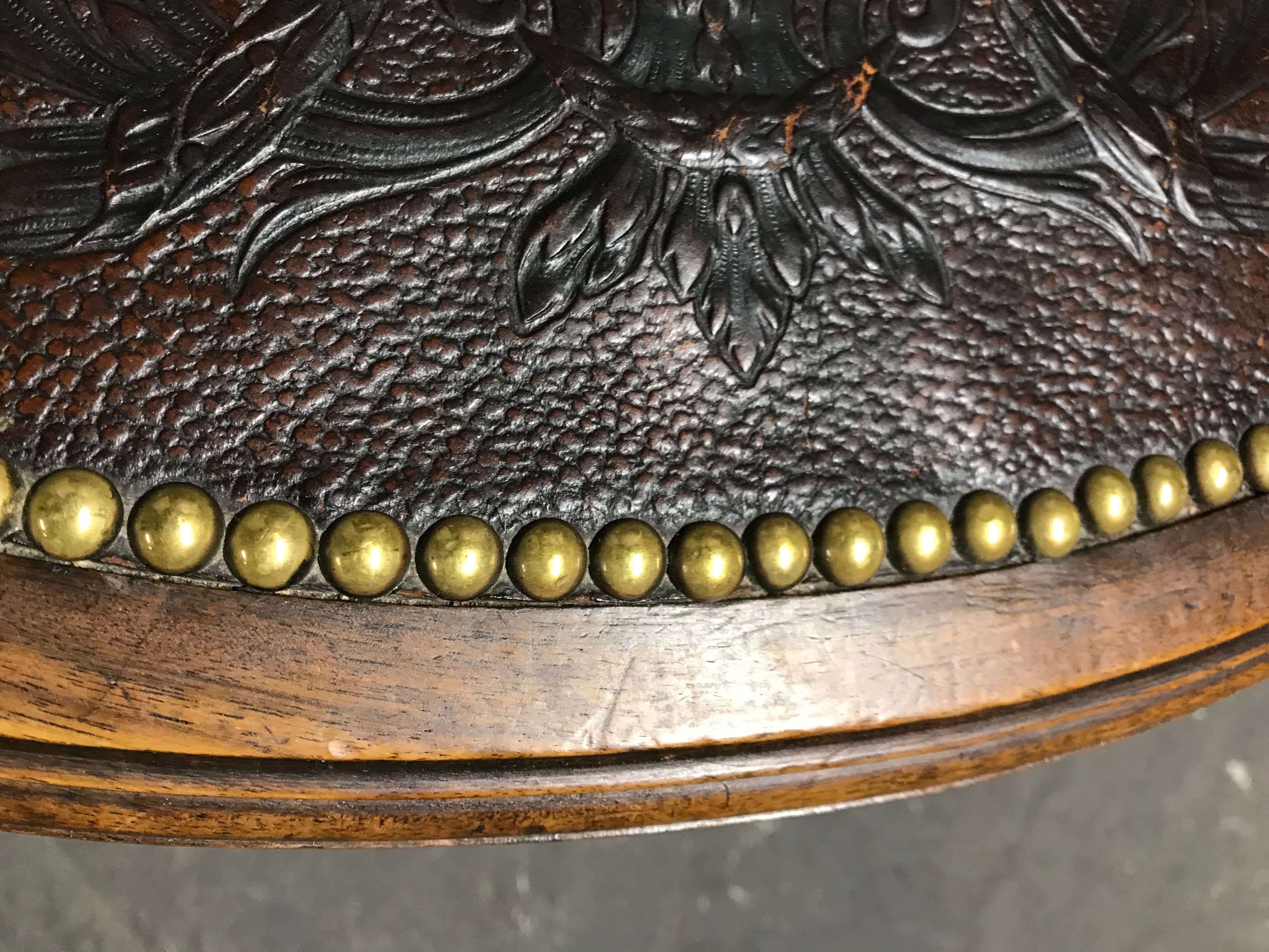 Suite de 6 chaises Louis XVI