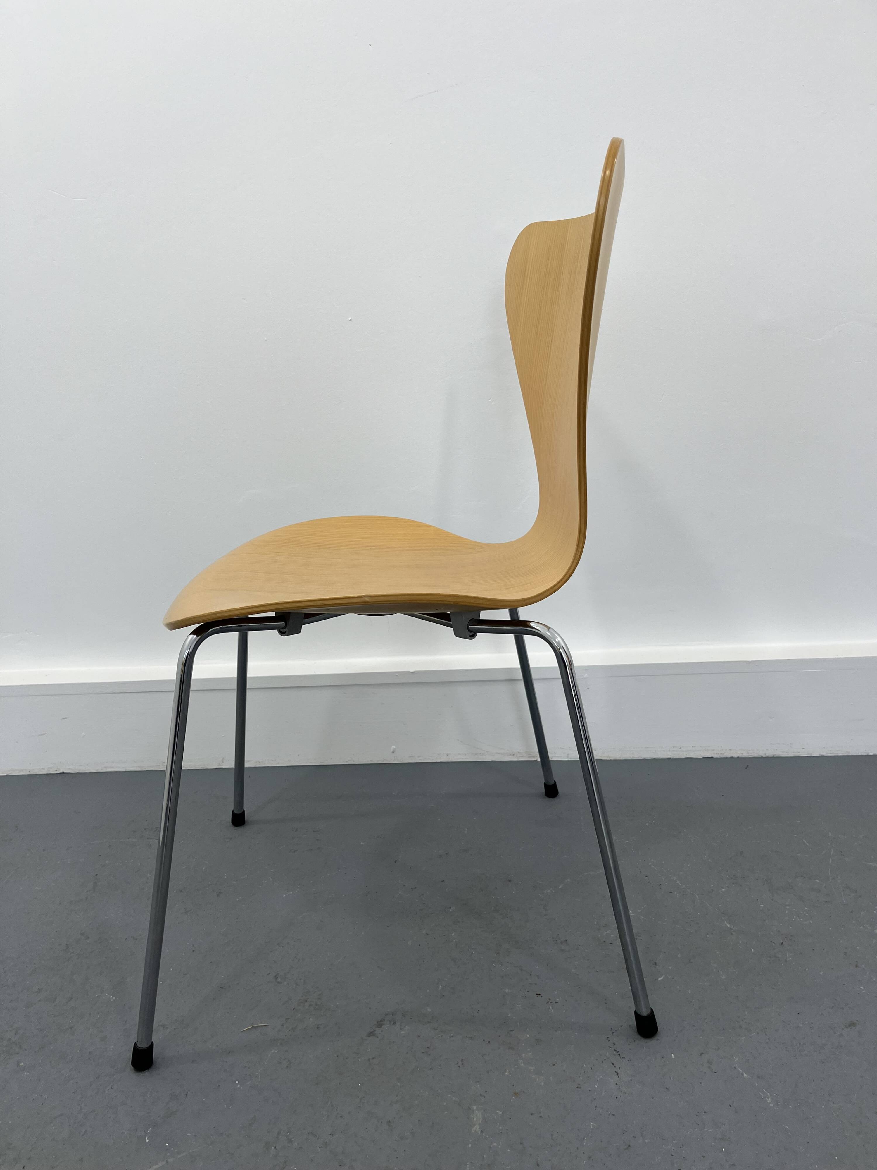 Chairs 3107 by Arne Jacobsen for Fritz Hansen, 1990s