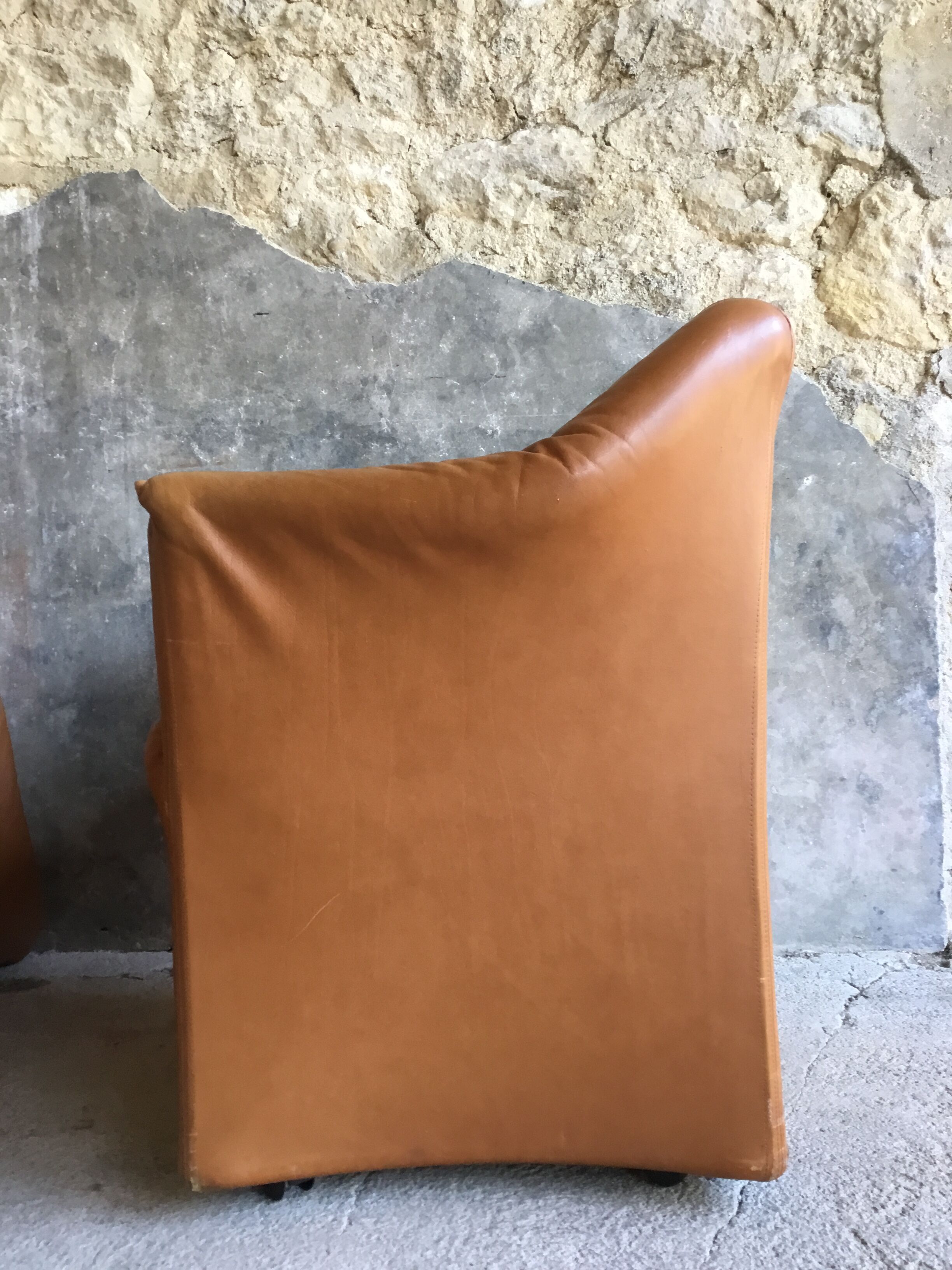 Pair of convertible armchairs in cognac leather - vintage 1970