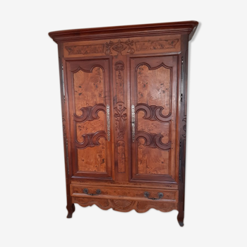 Armoire bressane