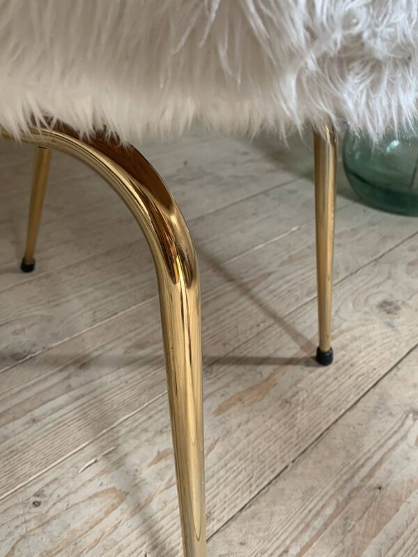 Chaise cocktail vintage moumoute blanche