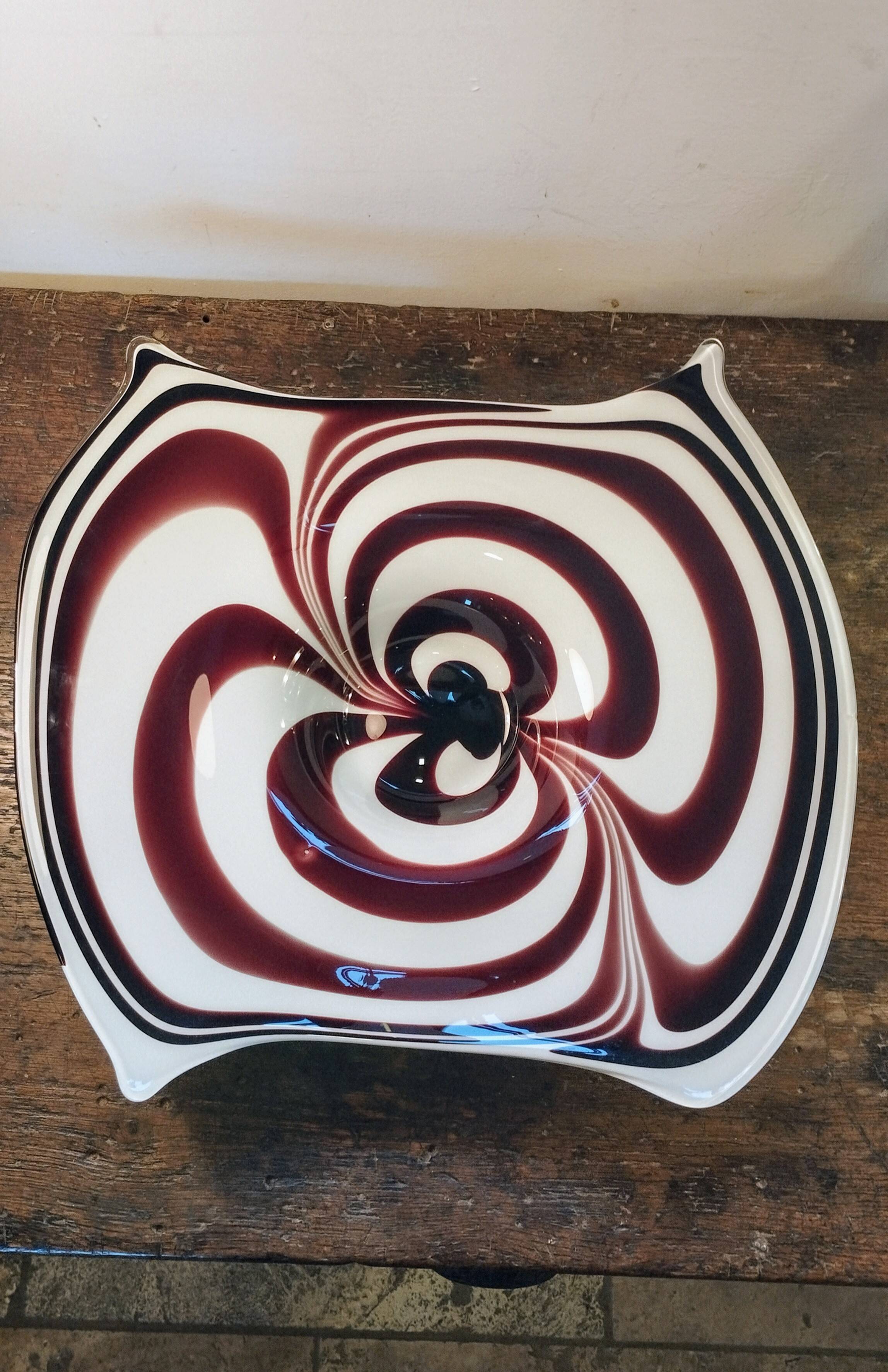 Vintage two tone  large fruit bowl