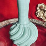 Vase opaline verte ancienne