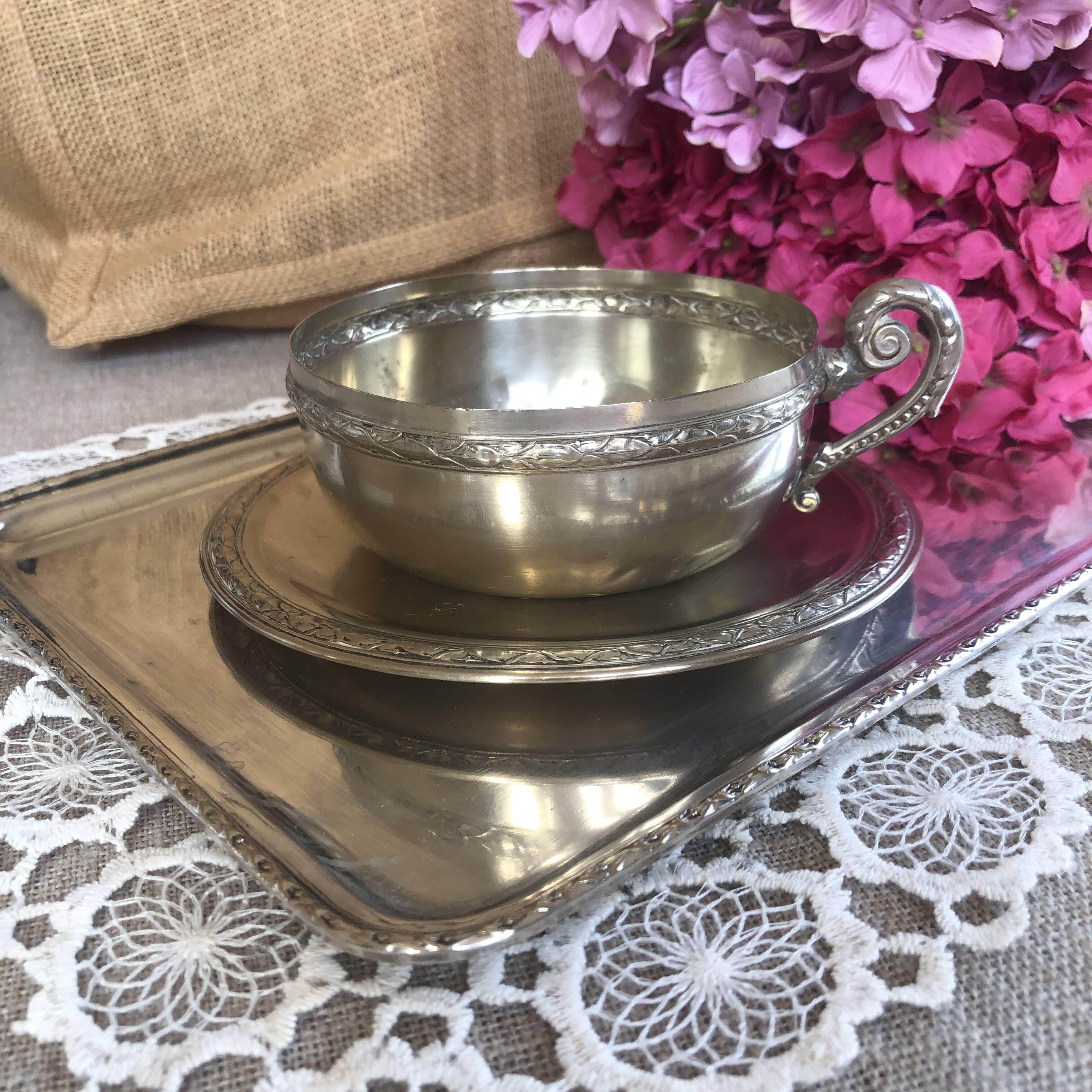 Set of 3 old "silverware" cups