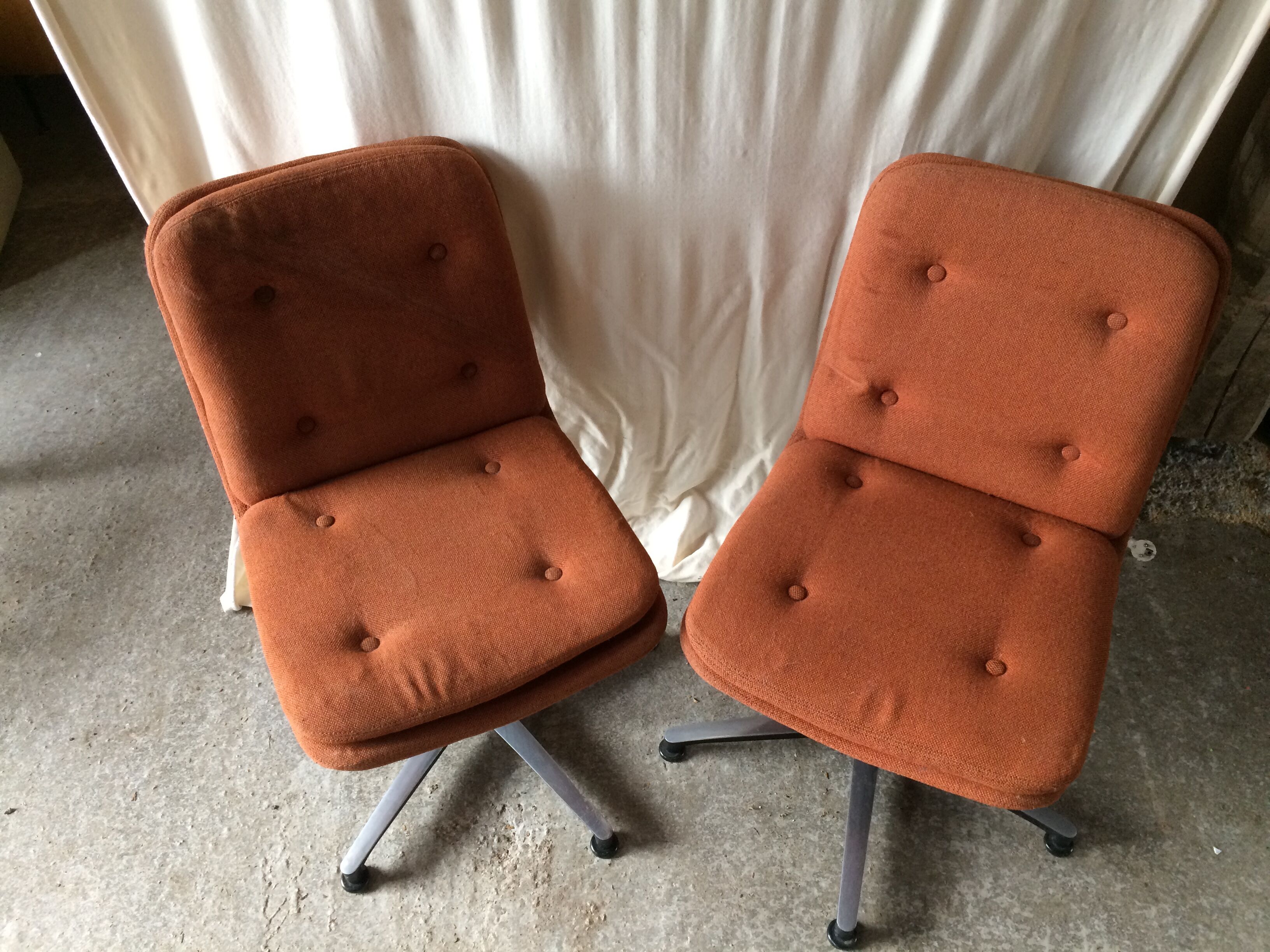 Pair of swivel armchairs 1970