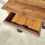 Farm table