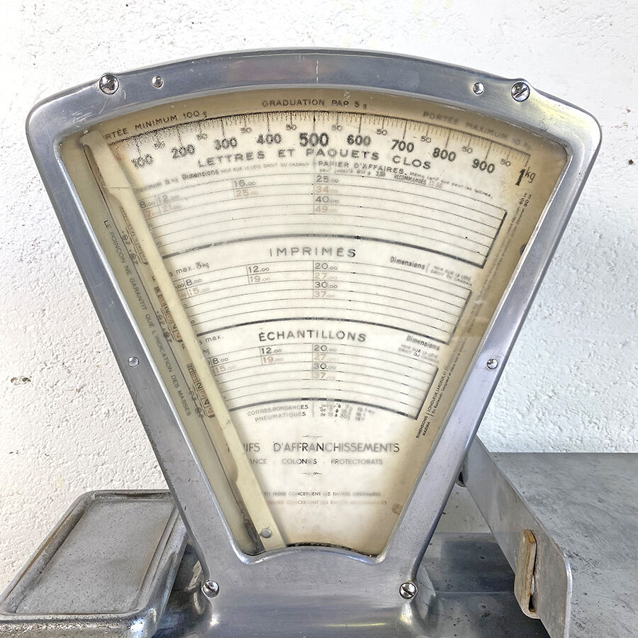 Vintage postal sorting scale 50's