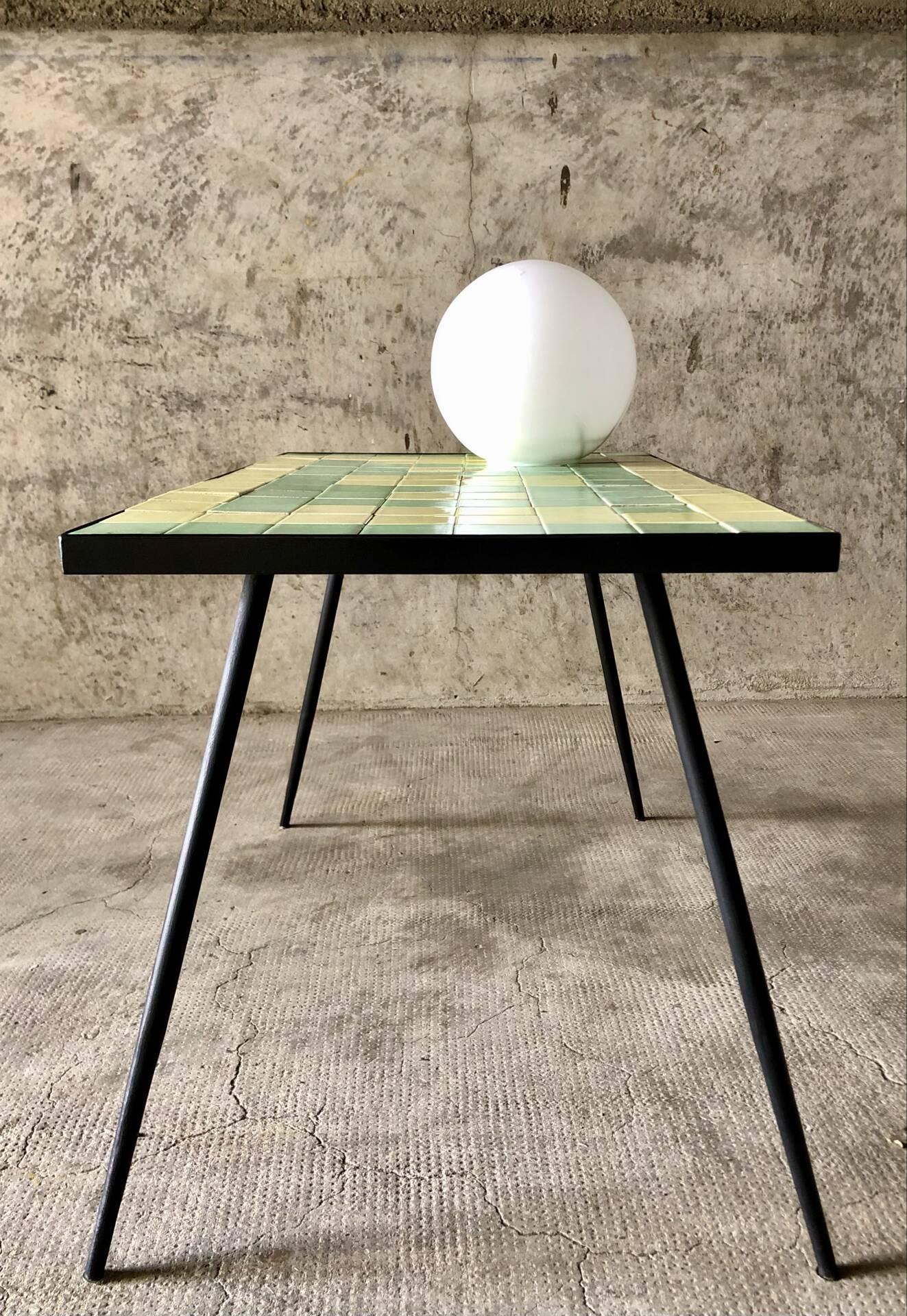 Vintage coffee table 1950s / 1960s