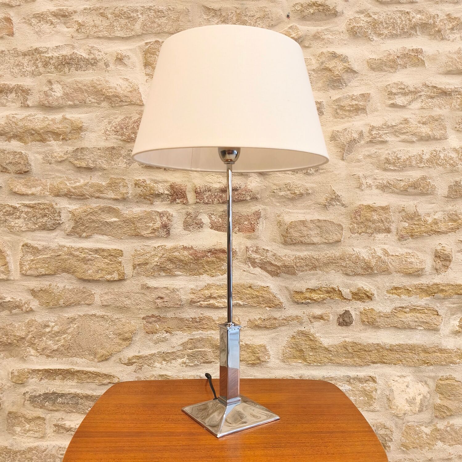 Chrome metal lamp, neoclassical