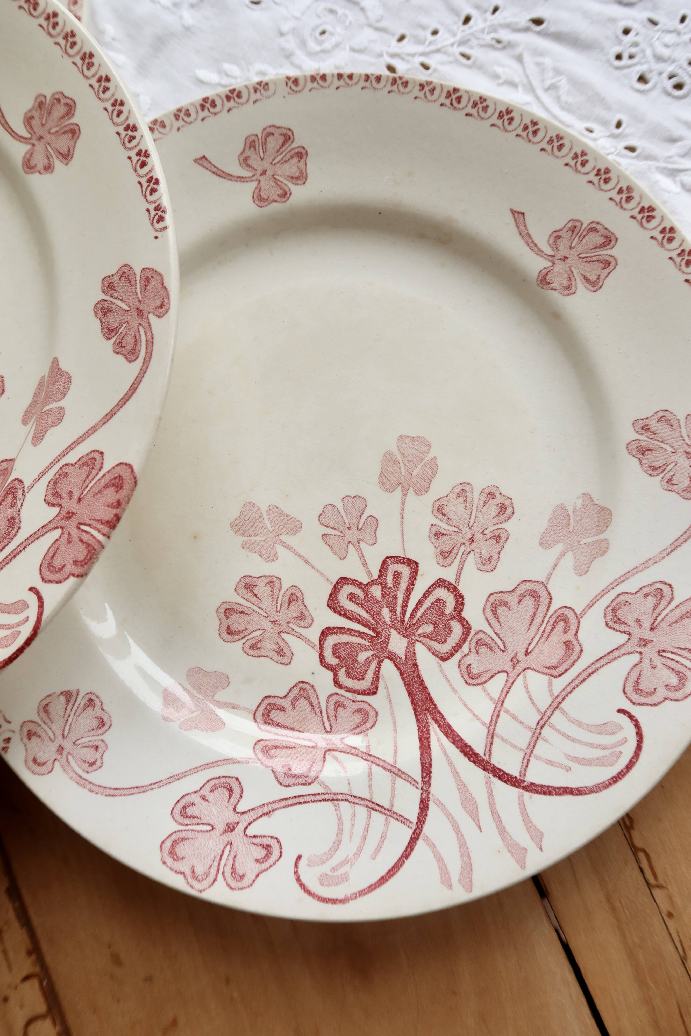 4 flat plates red earthenware Lunéville "Lucien"