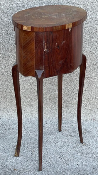 Bedside table