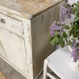 distressed country buffet