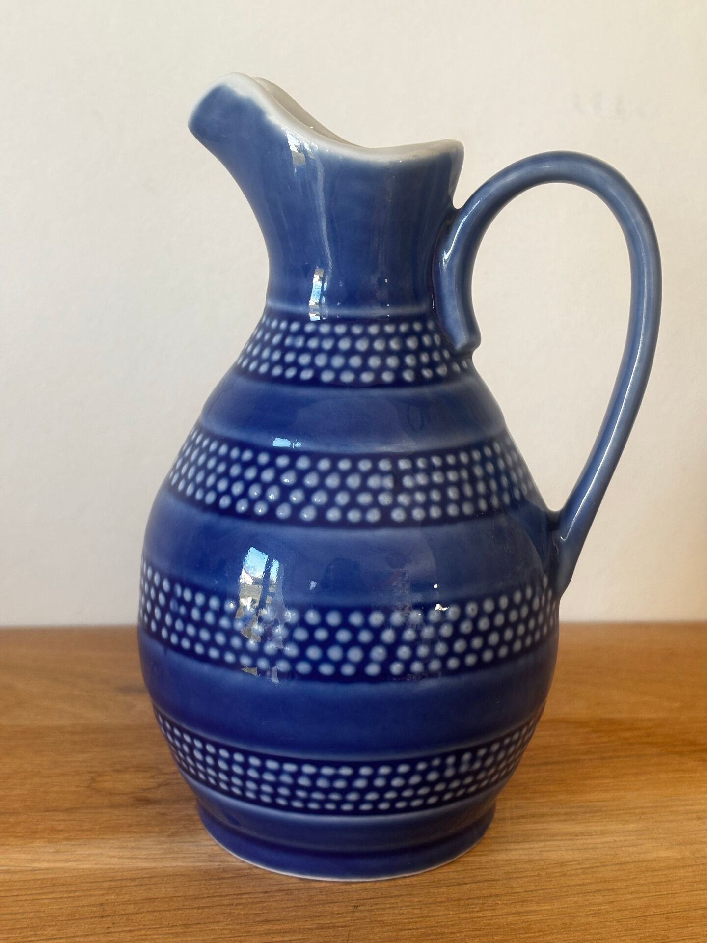 Ensemble de deux petits pichets 33 cl en céramique bleue