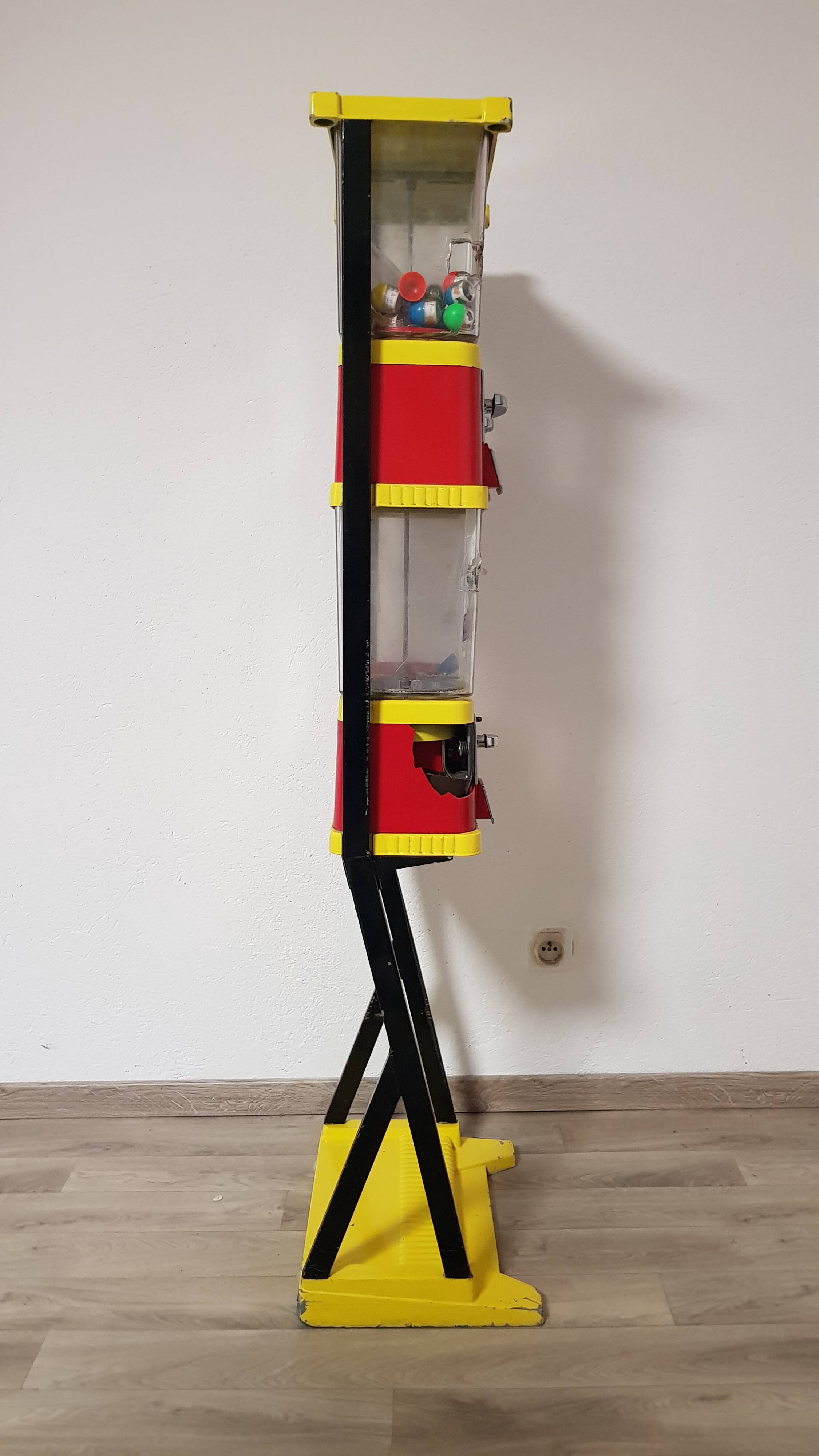 Former 70s candy dispenser Brabo