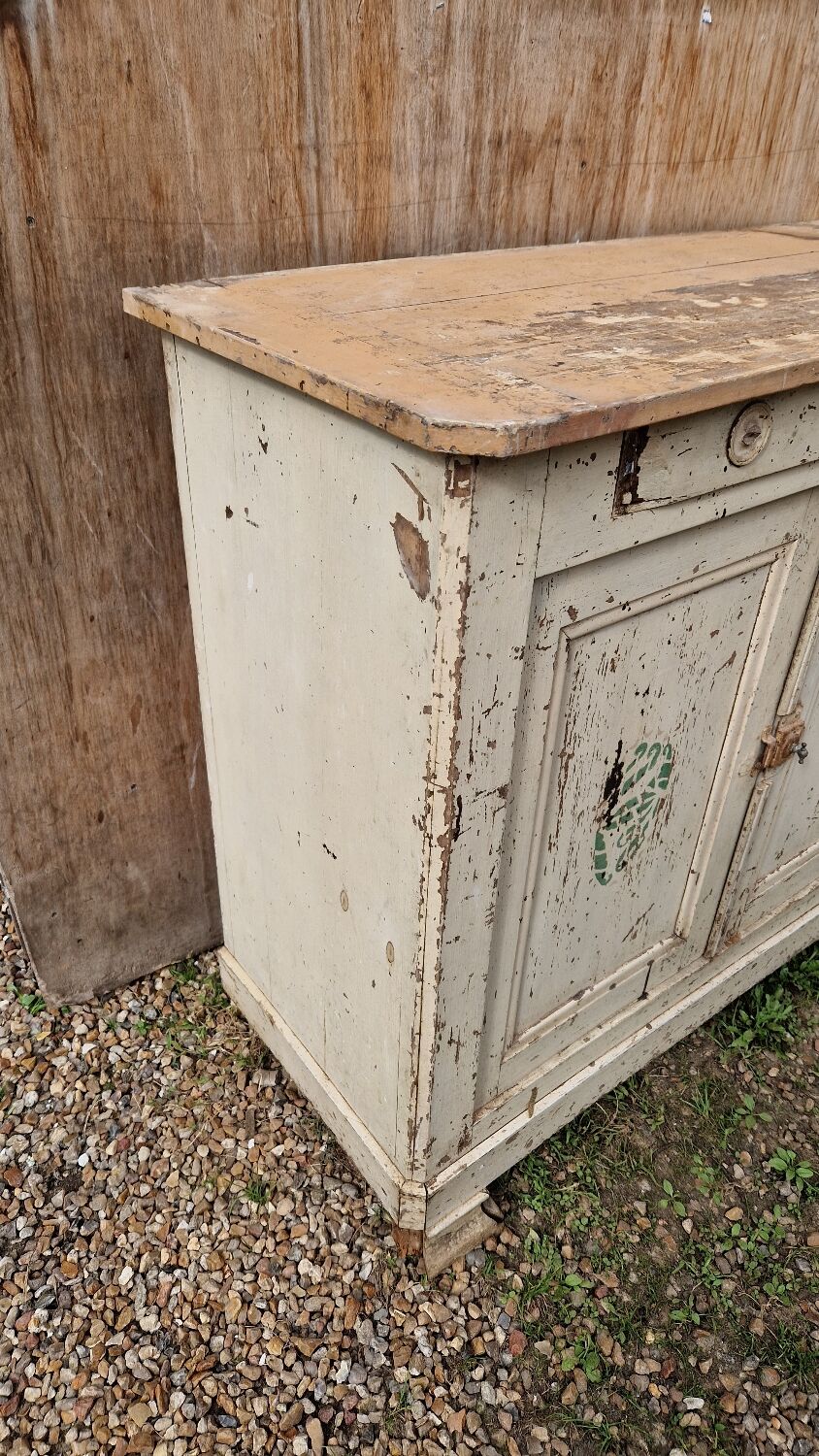 Parisian buffet in its own juice