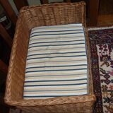Wicker sofa basket