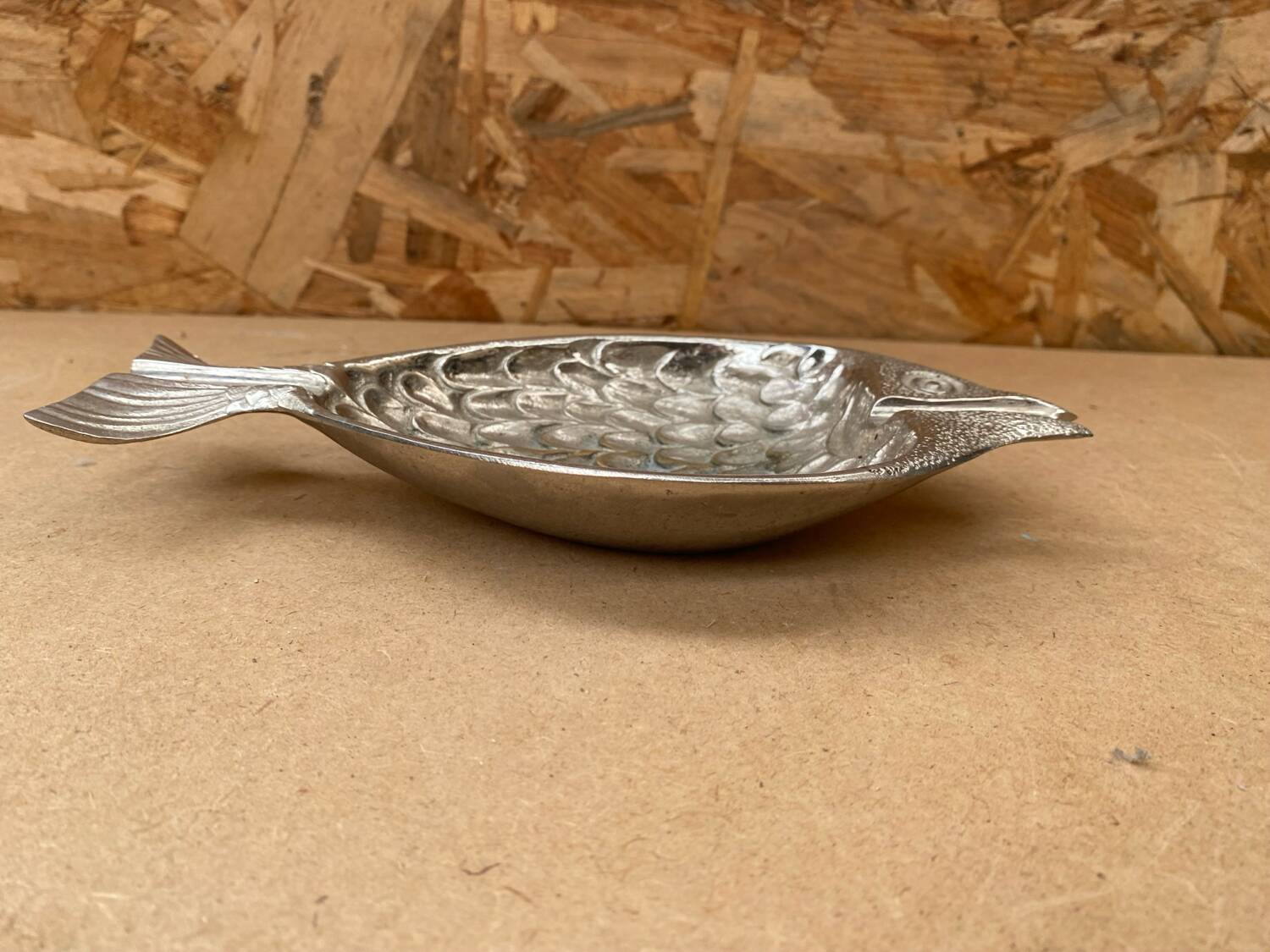 Antique vintage silver metal fish shape ashtray