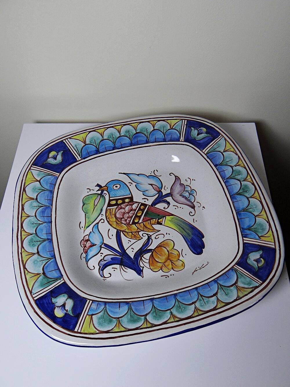 Large Italian wall plate Gubbio bird decor vintage painted pottery