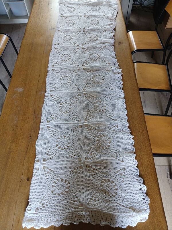 Dessus de lit ancien en crochet fait main