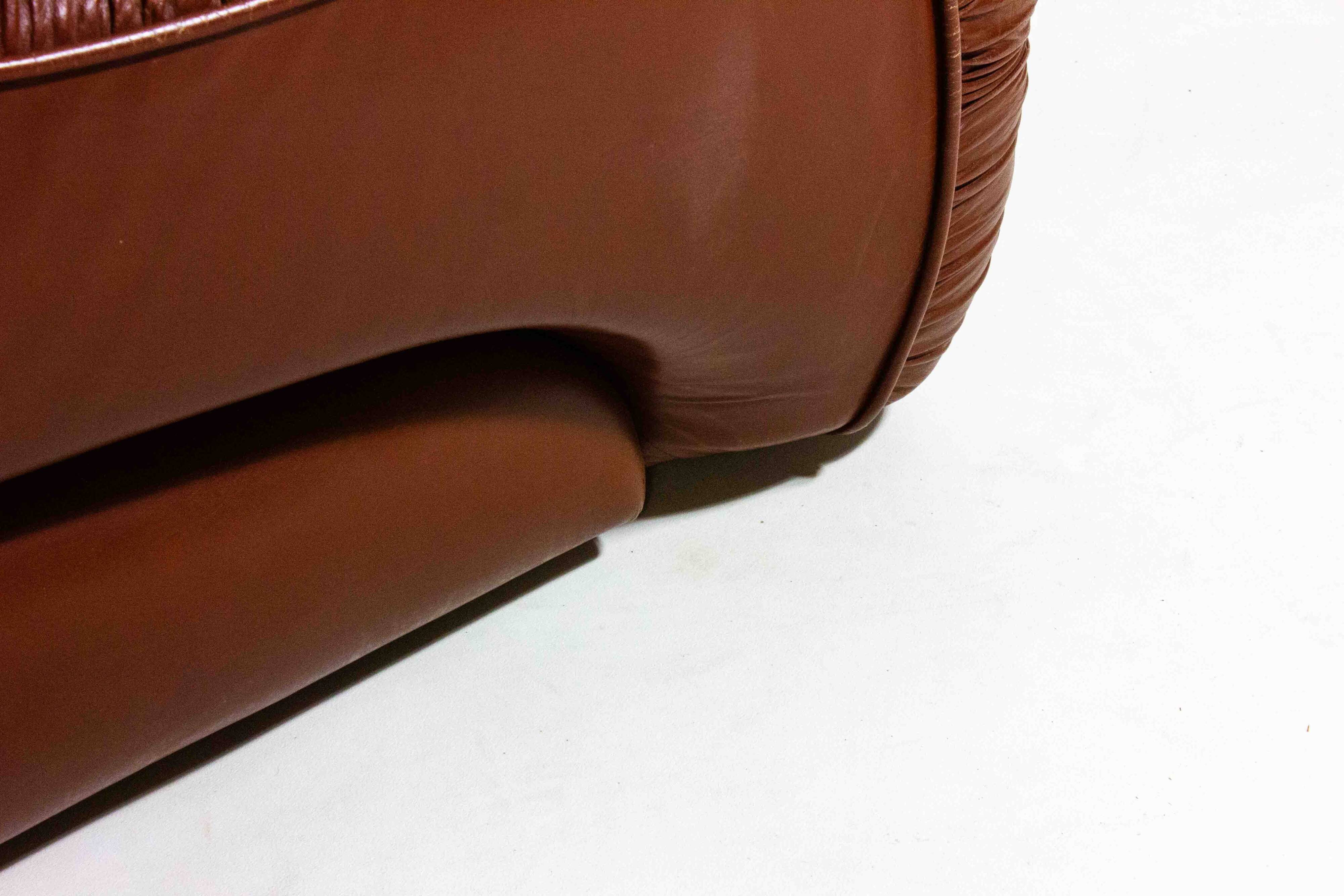 Rare "Capriccio" sofa in scrunched leather by Eurosalotto, 1970s