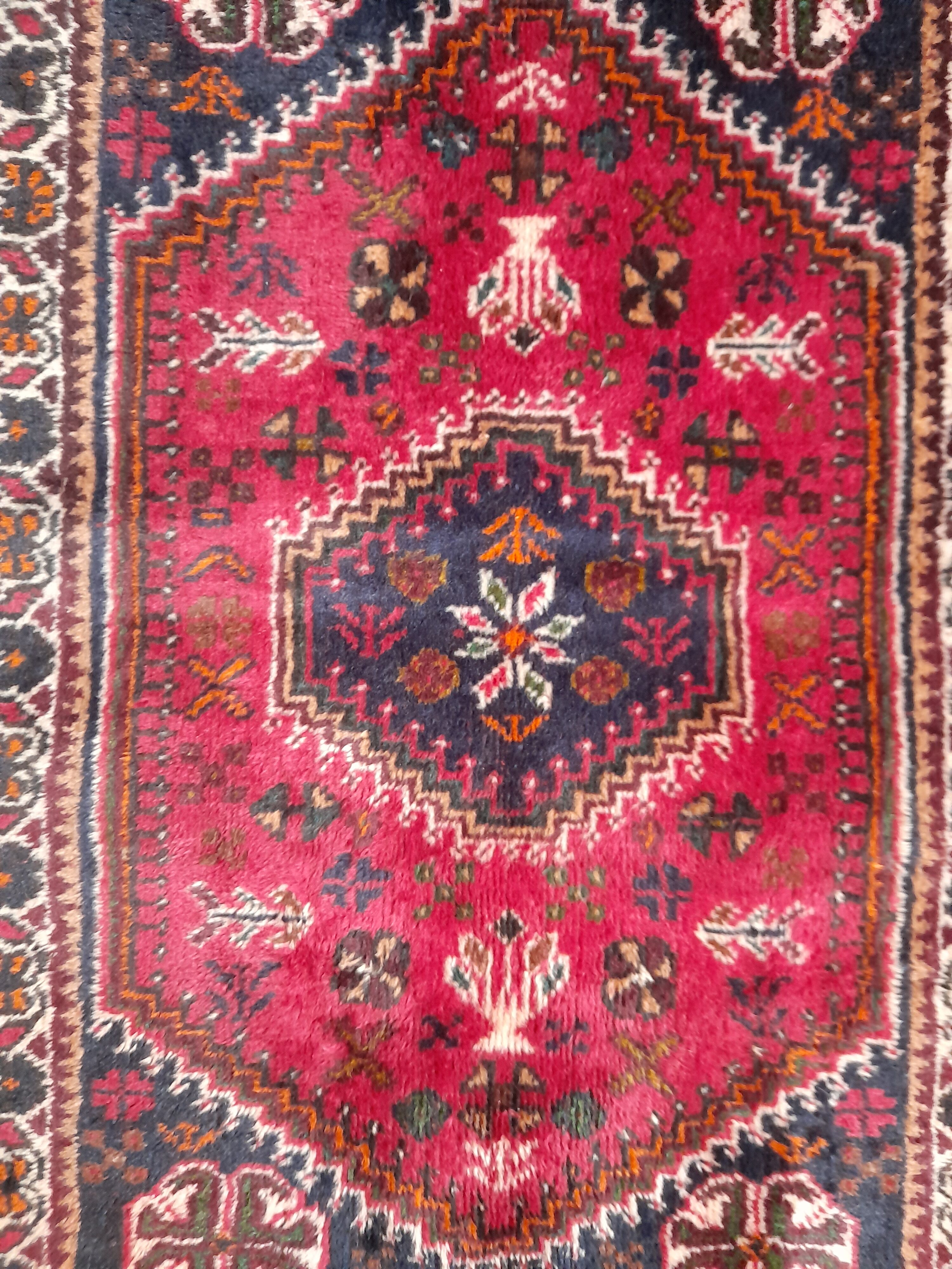 Persian carpet 118x78 cm